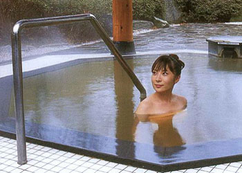 にかほ市温泉保養センター露天風呂画像