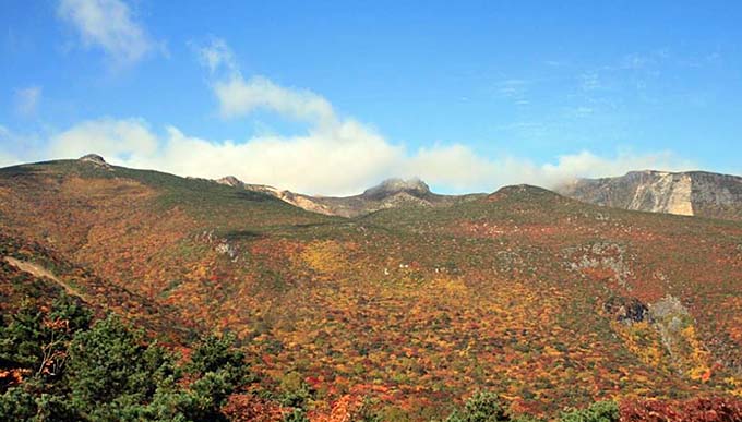 安達太良山の紅葉画像