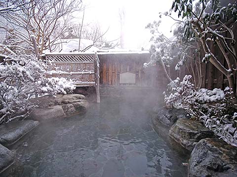 梅田屋旅館 冬の露天風呂画像