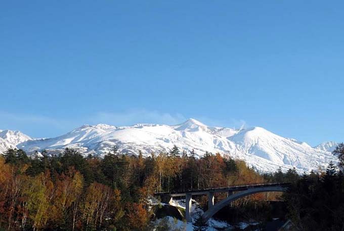 大雪山遠景画像
