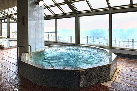 湯の浜ホテル展望風呂画像