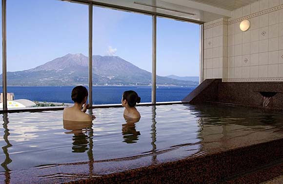 鹿児島サンロイヤルホテル 絶景展望風呂画像