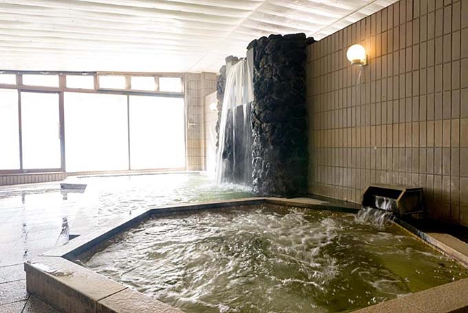 中尾山温泉 松仙閣 大浴場と滝湯画像