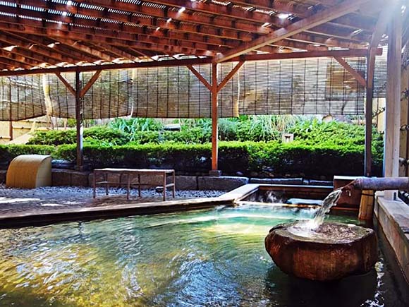 鳥取温泉 観水庭 こぜにや露天風呂画像