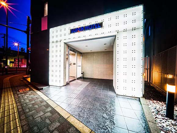 天然温泉 スーパーホテル鳥取駅北口 玄関画像