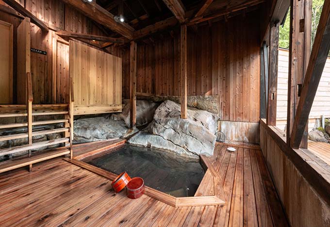 孫六温泉 六庵 石の湯画像