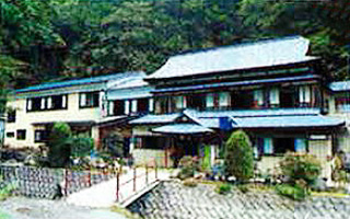 湯の沢湯本杣温泉旅館全景画像