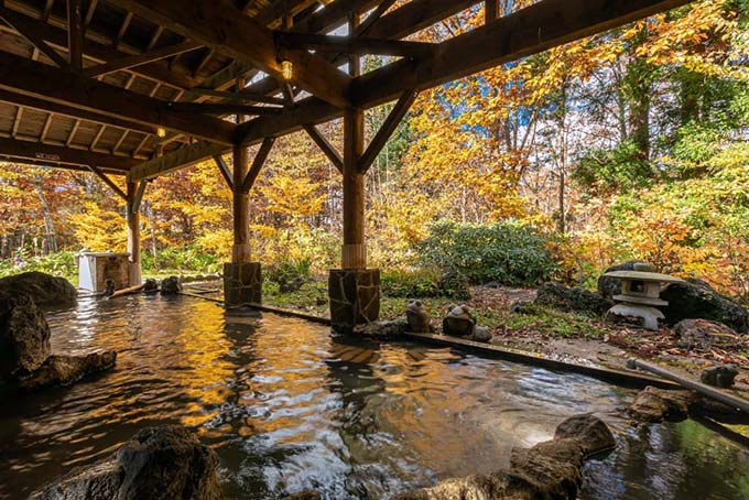 田沢湖高原温泉郷 亀の井ホテル田沢湖 露天風呂画像