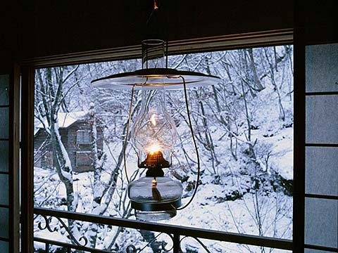 青荷温泉ランプ冬景色画像