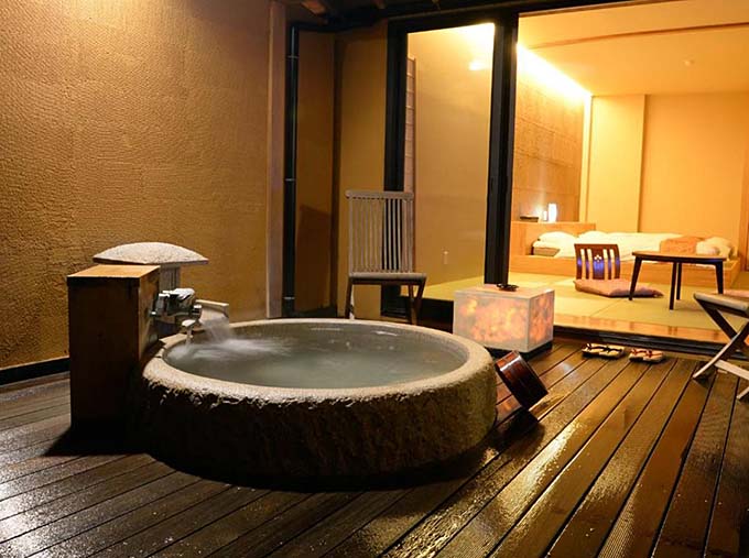 長生の湯 スパ＆リゾート九十九里 太陽の里 客室専用露天風呂画像