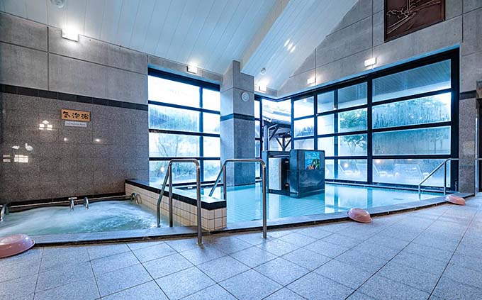 亀ヶ池温泉 亀乃湯別邸  大浴場画像と気泡風呂画像