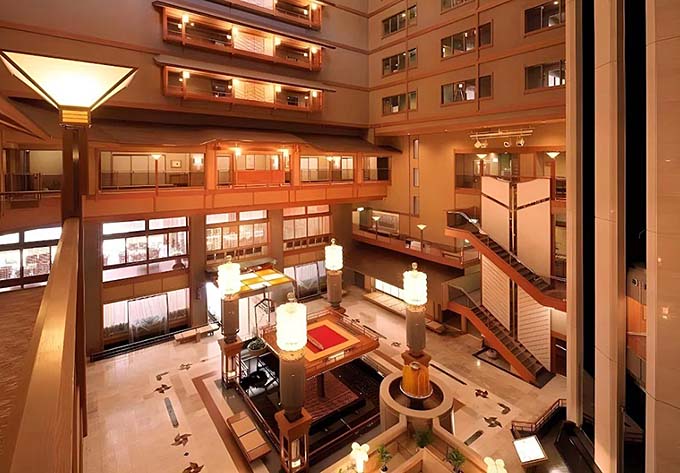 母畑温泉 八幡屋 エントランス画像