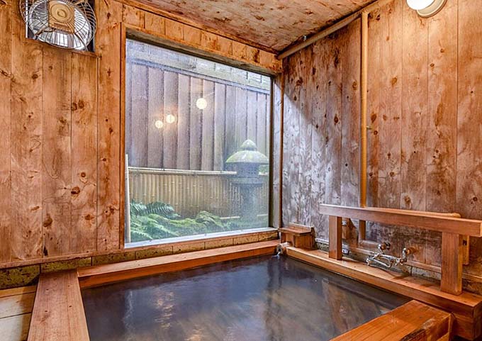 岩瀬湯本温泉 ひのき風呂の宿 分家 ひのき内風呂画像