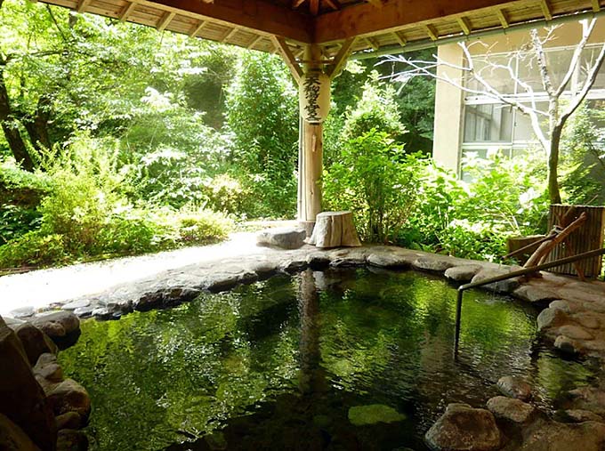 川中温泉 かど半旅館 露天風呂画像