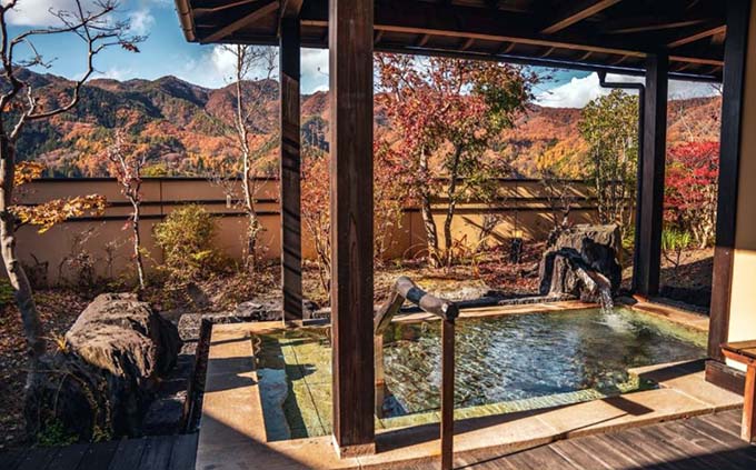 川原湯温泉 山木館 露天風呂画像