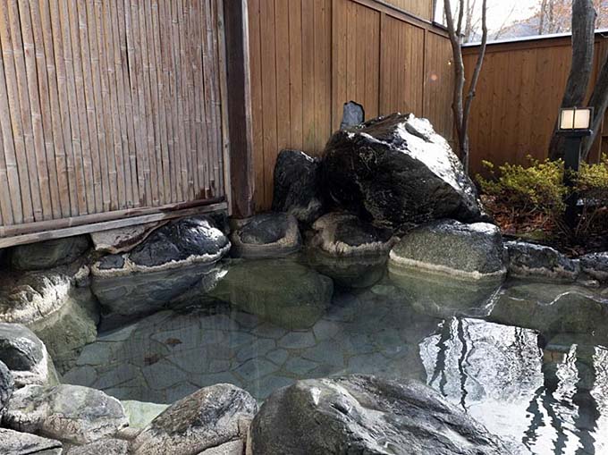 猿ヶ京温泉 わらしの宿 生寿苑 露天風呂画像