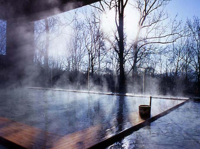 ニセコ昆布温泉 ホテル甘露の森 露天風呂画像