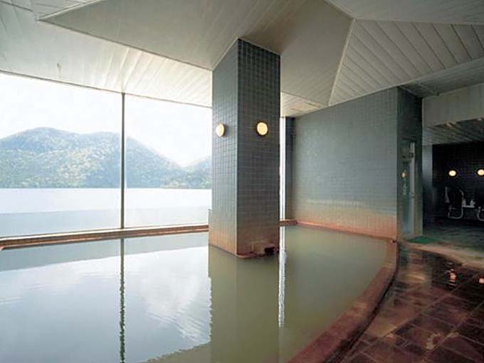 然別湖畔温泉ホテル風水 大浴場画像