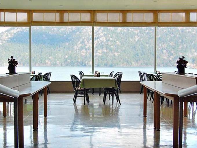 然別湖畔温泉ホテル風水 展望レストラン画像