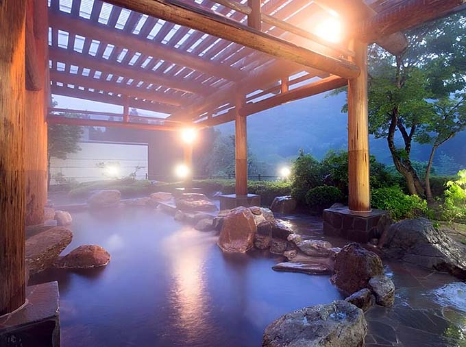 渡り温泉 ホテルさつき 露天風呂画像