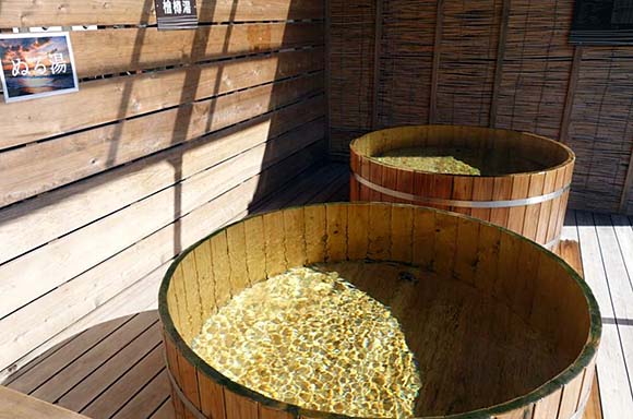 稲取温泉 SPA・RESORT竜宮の使い 樽風呂画像