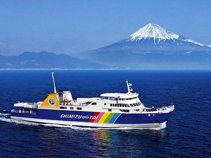 富士山と駿河湾フェリー画像
