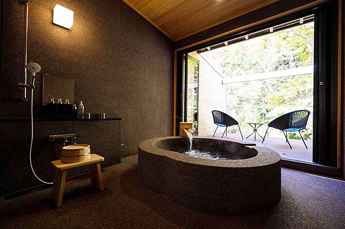 横川温泉 湯殿ととのゆ 客室専用半露天風呂画像