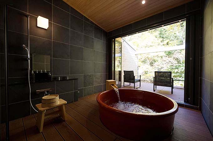 横川温泉 湯殿ととのゆ 客室専用半露天風呂画像