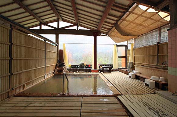 ラムネ温泉 仙寿の里 大浴場画像