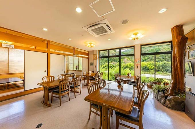 清流四万十の里 十和温泉 レストラン画像
