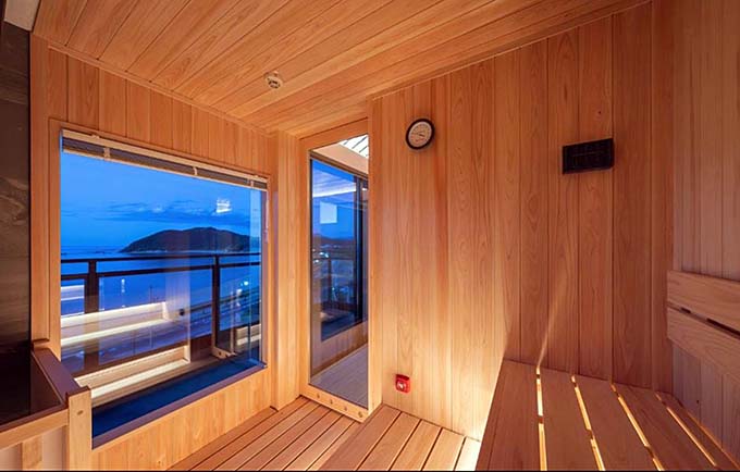 浅茂川浦島温泉 シーサイド佐竹 展望サウナ画像