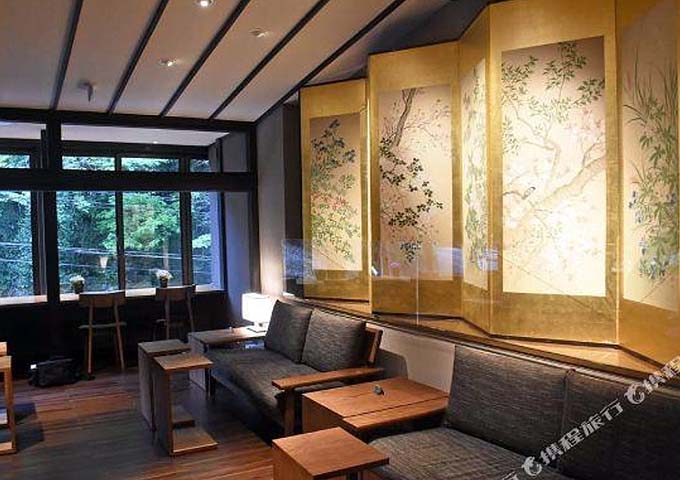 北白川天然ラジウム温泉 えいせん京 休憩室ラウンジ画像