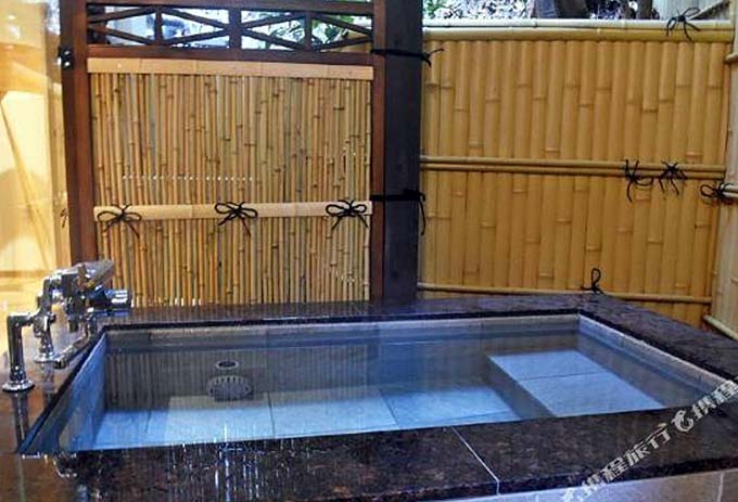 北白川天然ラジウム温泉 えいせん京 客室専用露天風呂画像