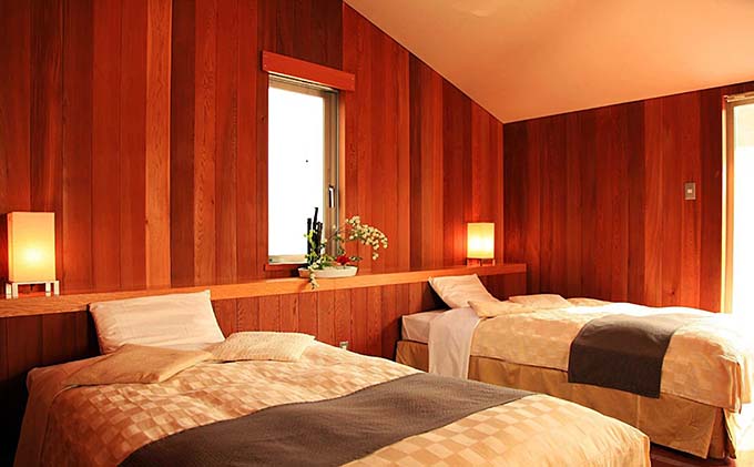 宇川温泉 よし野の里 客室ベット画像