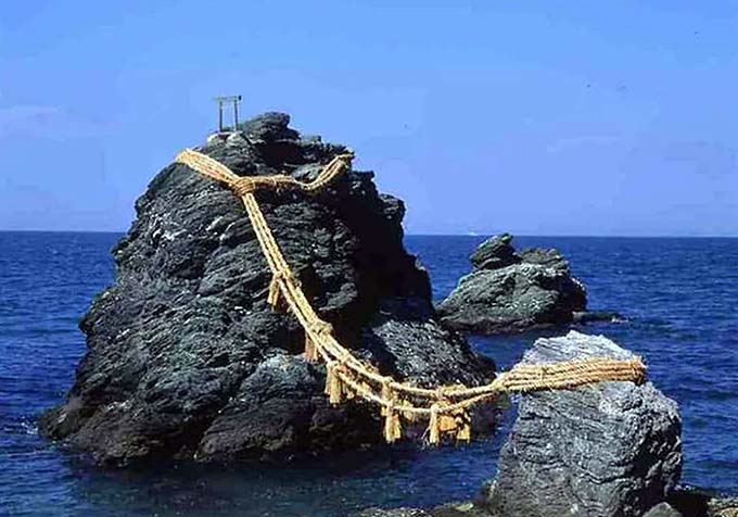 夫婦岩画像