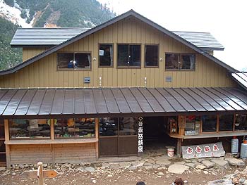 赤岳鉱泉小屋画像１