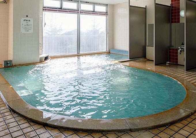 志賀高原 発哺温泉 岩菅ホテル 大浴場画像