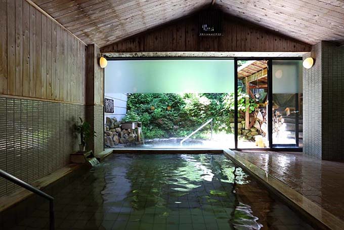 駒の湯温泉 ぬくもりの宿 駒の湯 大浴場画像