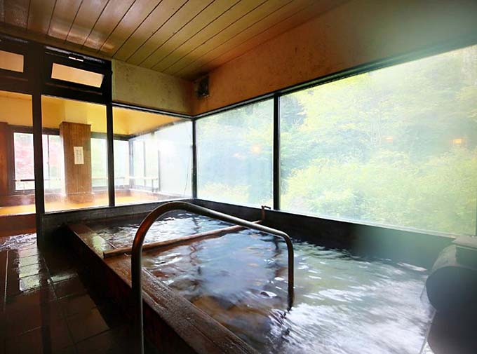山の宿 明治温泉 御射鹿の湯 展望大浴場画像