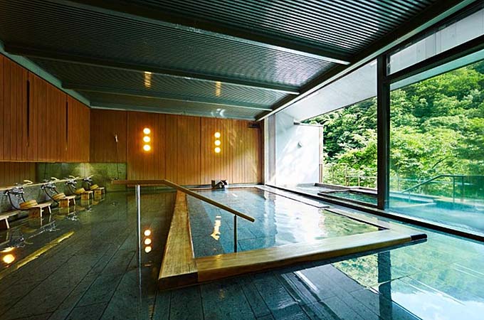 山田温泉 藤井荘 大浴場と露天風呂画像