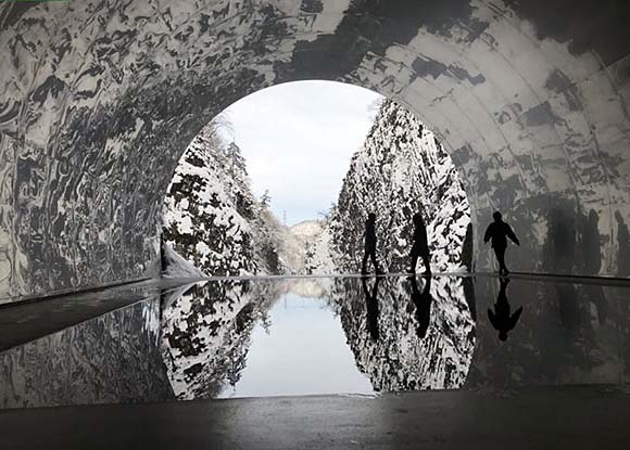 清津峡トンネル画像
