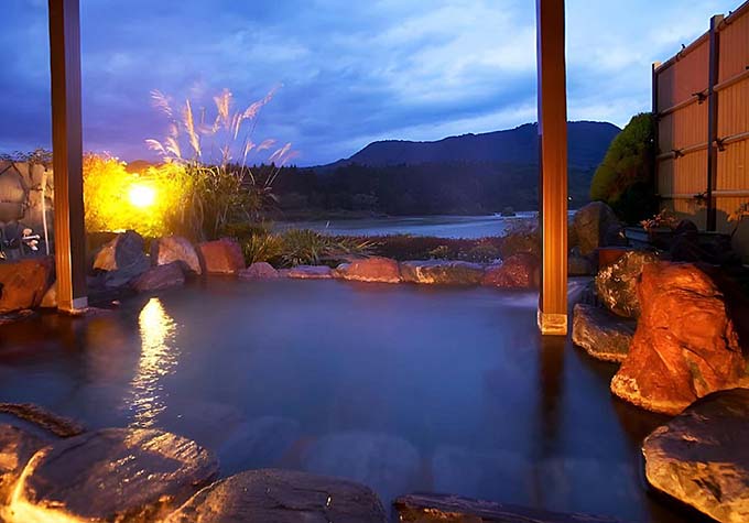 麒麟山温泉 絵かきの宿 福泉 展望露天風呂画像