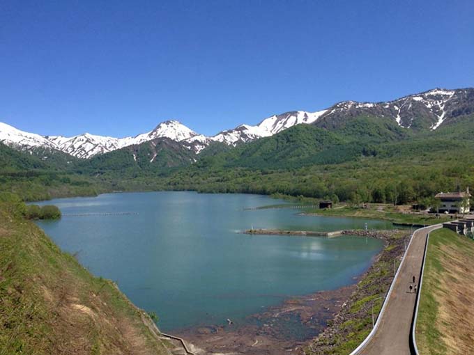 野尻湖と黒姫山画像