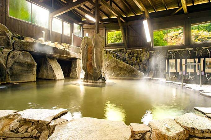 宝泉寺温泉 季の宿 山の湯 洞窟風呂大浴場画像