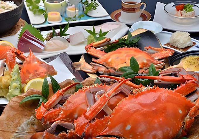 たら竹崎温泉 夜燈見荘 竹崎カニ料理イメージ画像
