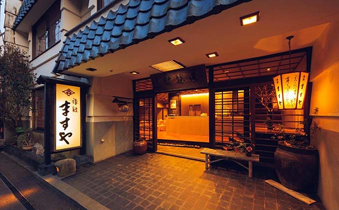 温泉津温泉 旅館ますや 玄関画像