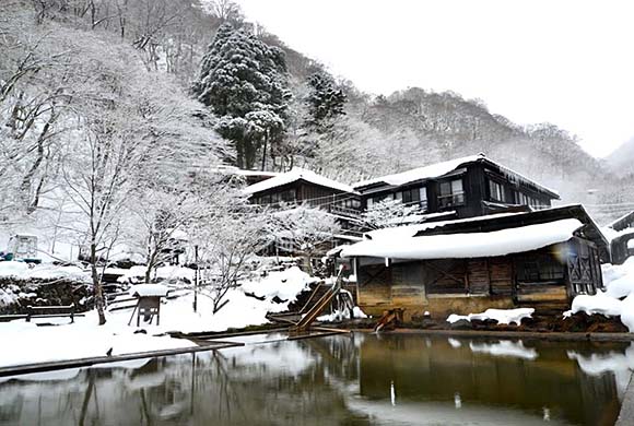 北温泉旅館冬景色画像
