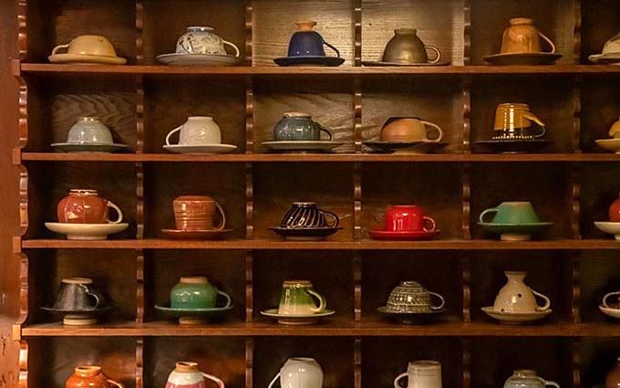 岩井温泉 山陰最古の湯 岩井屋 カフェのコーヒーカップ画像