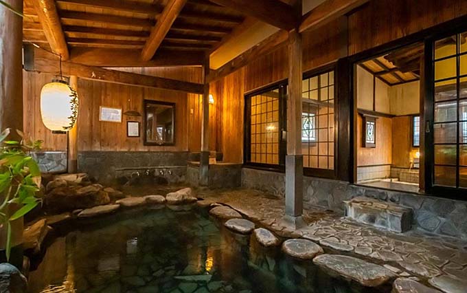 岩井温泉 山陰最古の湯 岩井屋 露天風呂画像