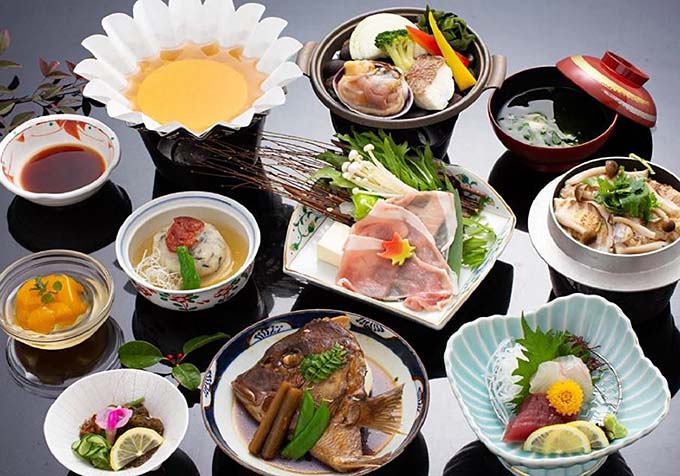 加太温背 シーサイドホテル加太海月 料理イメージ画像
